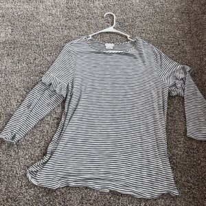 Van husen black and white striped long sleeve with ruffles on sleeve